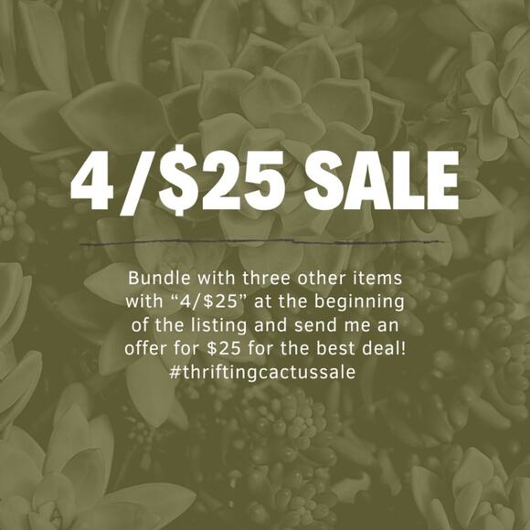 NFL Apparel Texans Womens Football T-Shirt Size Large Red V-Neck Distressed Tee - Picture 8 of 8